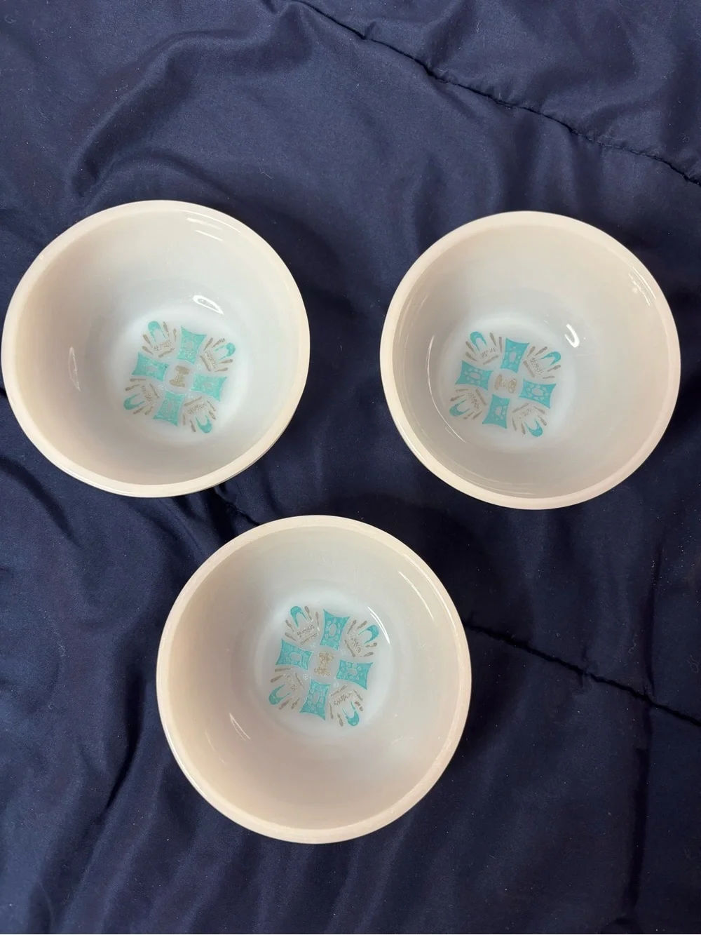 vintage ROYAL (USA) Blue Heaven 3 soup/cereal bowls oven-to-table discontinued